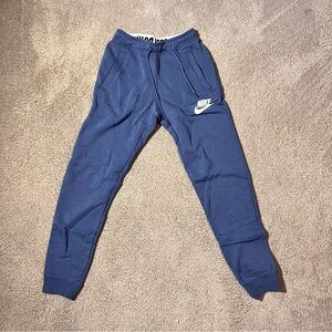 Nike joggers blue